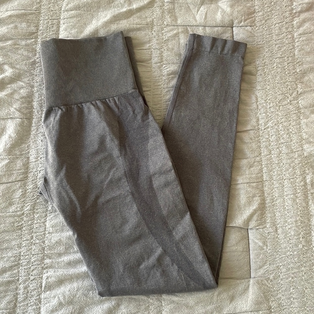 NVGTN Contour Leggings